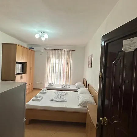 Adi * Vlorë